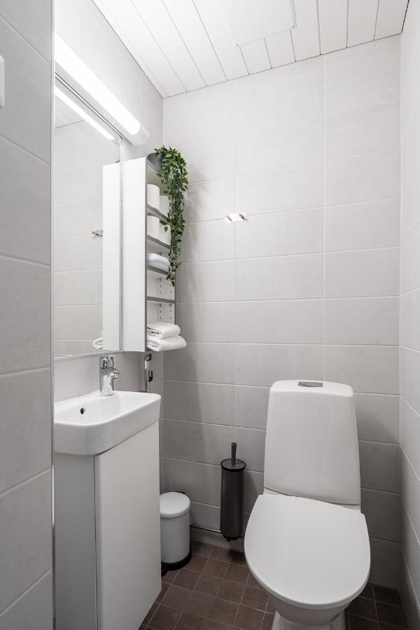 "Penthouse" - Renovated 1Br Apt With Sauna & 60M2 Private Terrace, Hosted By 2Ndhomes Tampere Kültér fotó