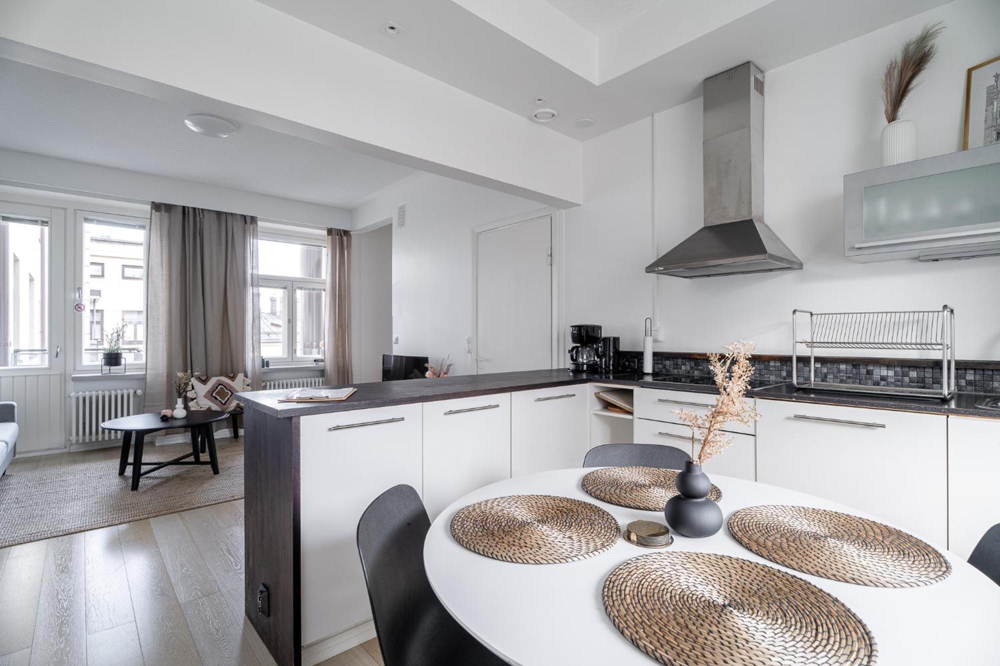 "Penthouse" - Renovated 1Br Apt With Sauna & 60M2 Private Terrace, Hosted By 2Ndhomes Tampere Kültér fotó